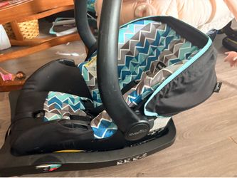 Evenflo car seat