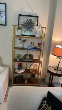 The Gold Shelf has 5 tiers