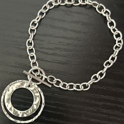 Sterling Silver - 5 mm Cable Chain 7” Toggle Bracelet W/Hammered Circle Charm