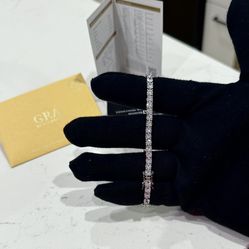 Iced Out GRA Certified Moissanite Tennis Bracelet – Stunning Sparkle!