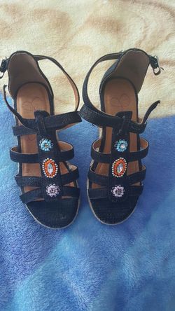 Girls sandals