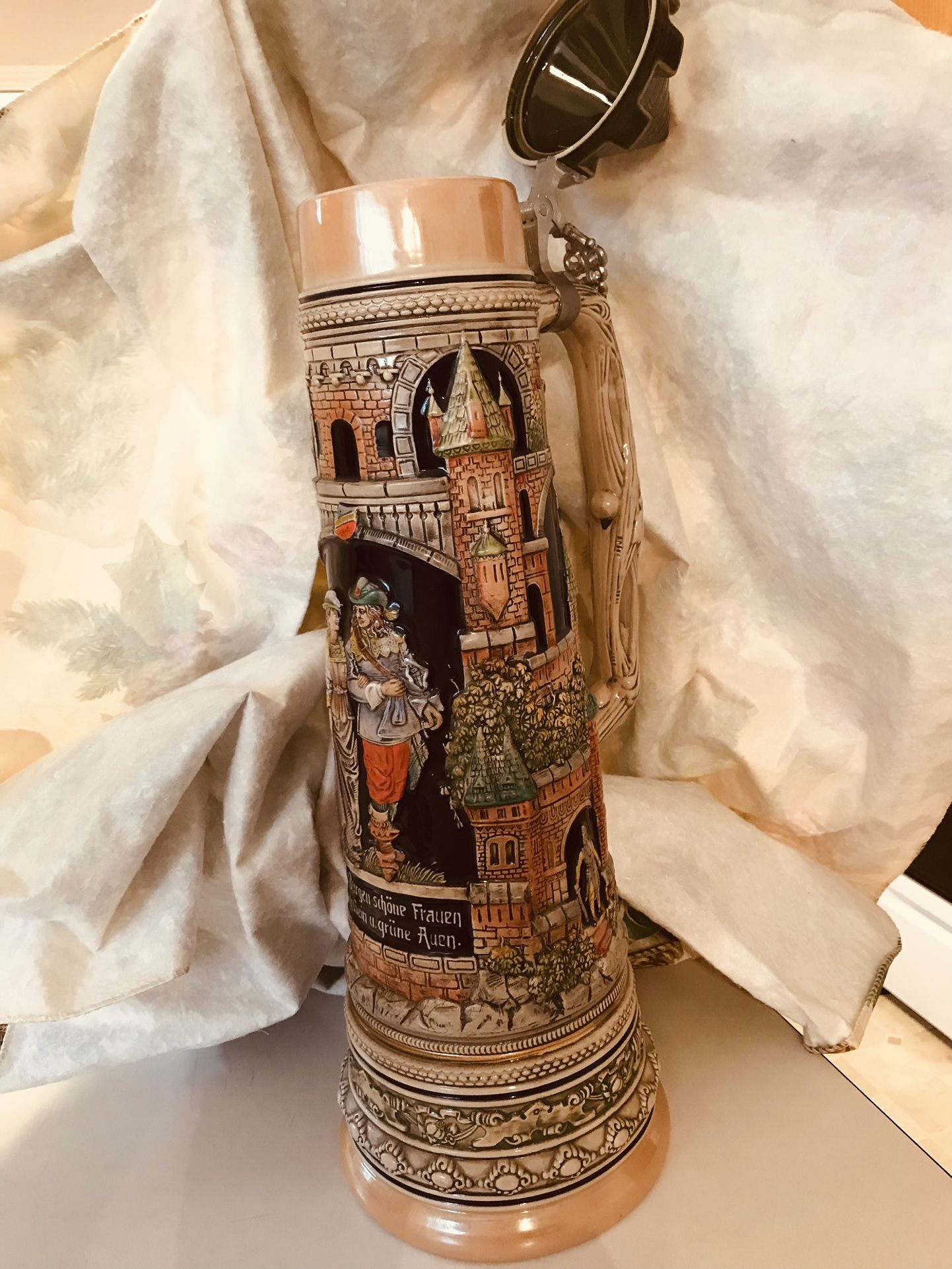 Gertz German Beer Stein, 21” (4 liters), Blue/beige /gold