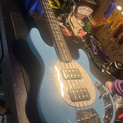 Bass Guitar restrings And Setup