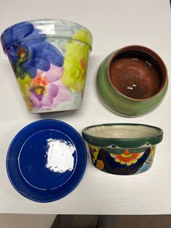 Small ceramic planters