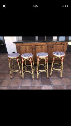 Gorgeous Safavieh brand outdoor wicker barstools