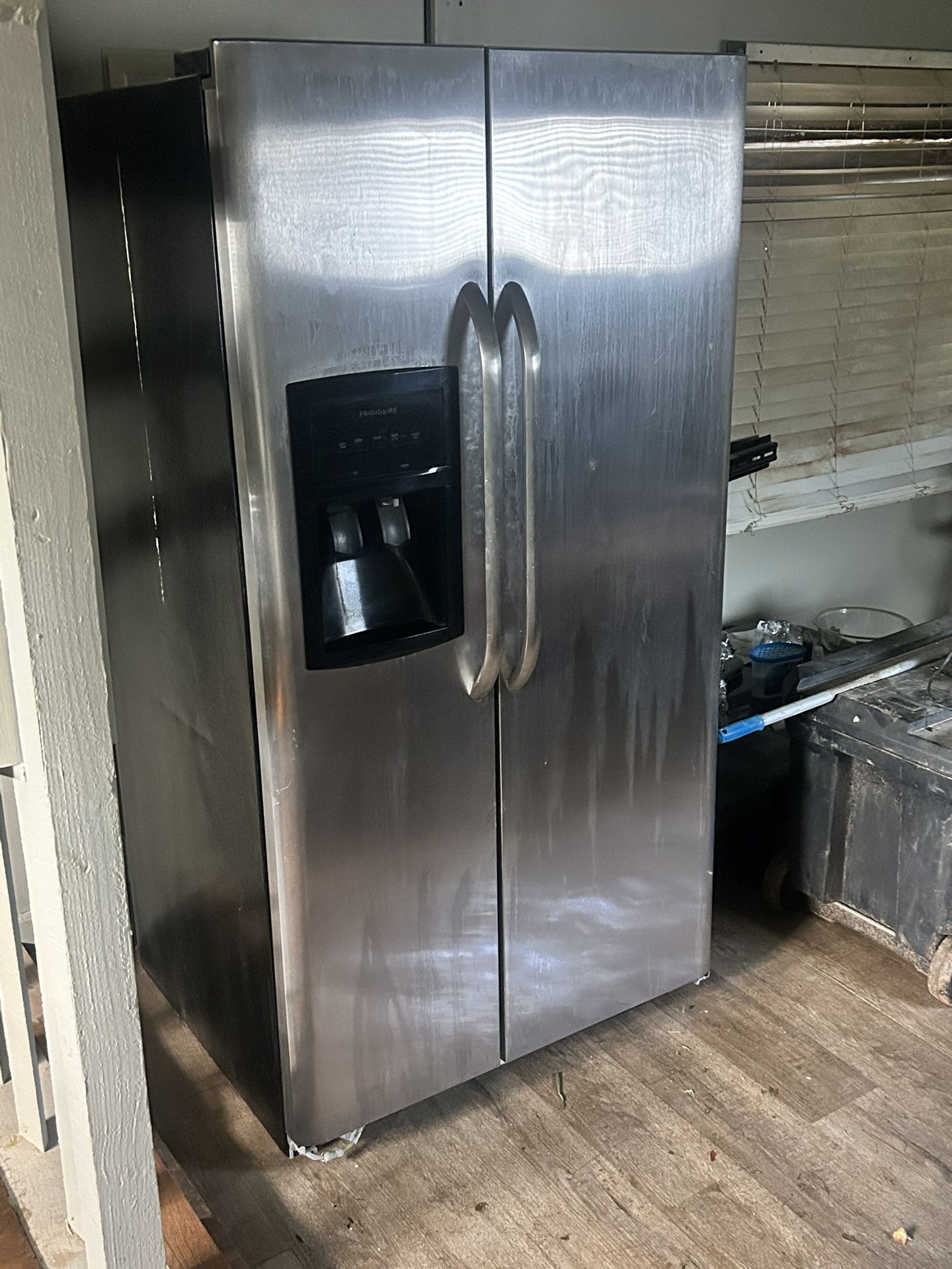 Frigidaire refrigerator