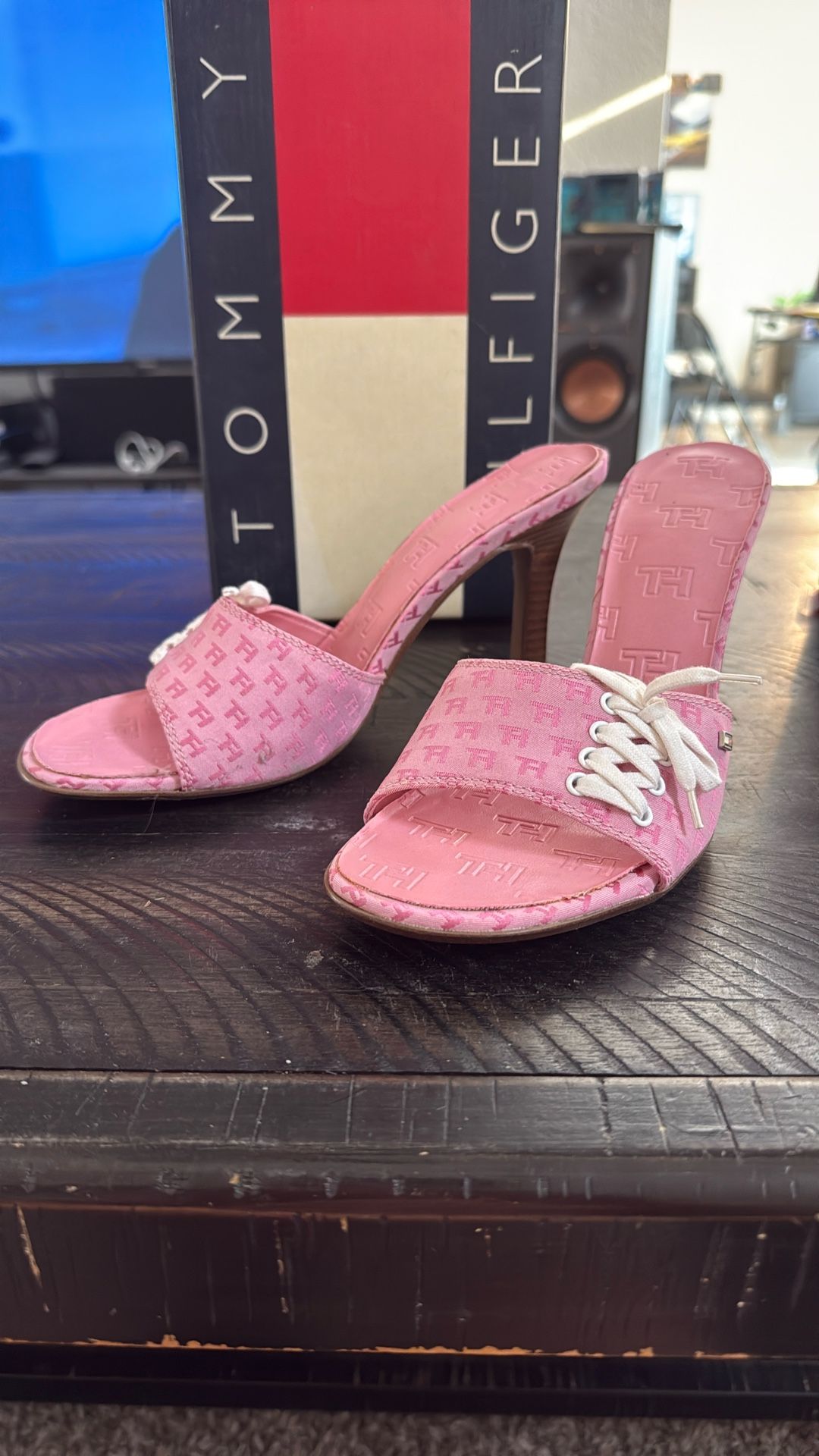 Brand New Tommy Hilfiger Pink Heels Size 8