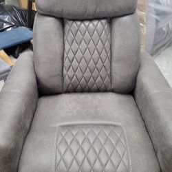 Recliner 