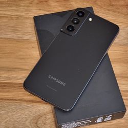 New Samsung Galaxy S22 127gb Black Unlocked 