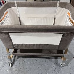 Baby Bedside Bassinet