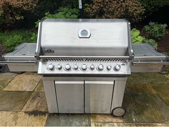 Napoleon Prestige PRO 665 grill