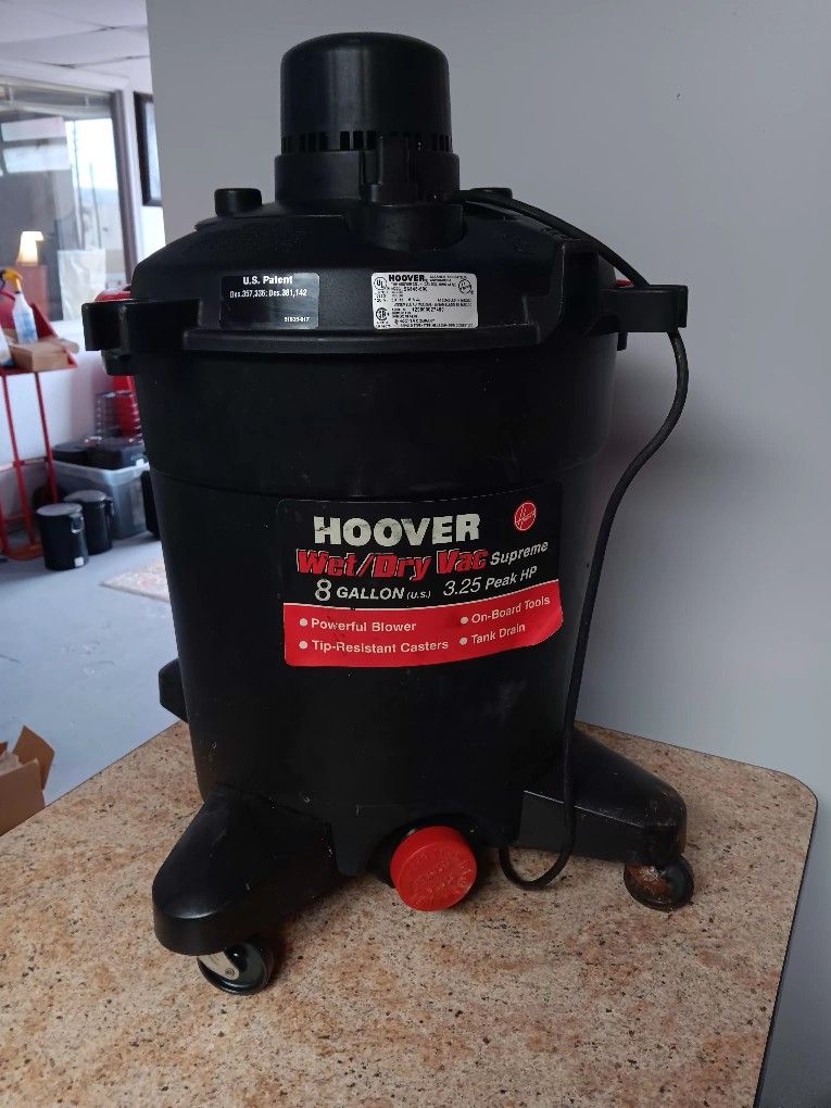 Shop Vac  Hoover 8 Gallon W Drainage 