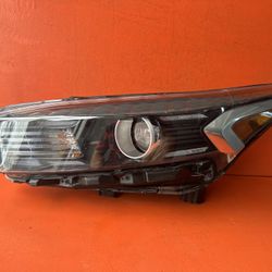 2022-2023 Kia Forte Left Driver Side Halogen Headlight OEM