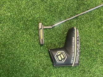 Golf- Bettenardi Putter in beautiful condition!