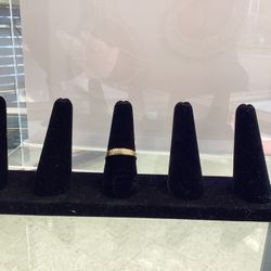 10k Wedding Band 2 Grams