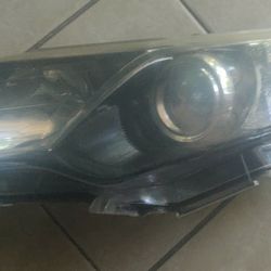 2012-14 Camry Driver Side Headlight Assembly 