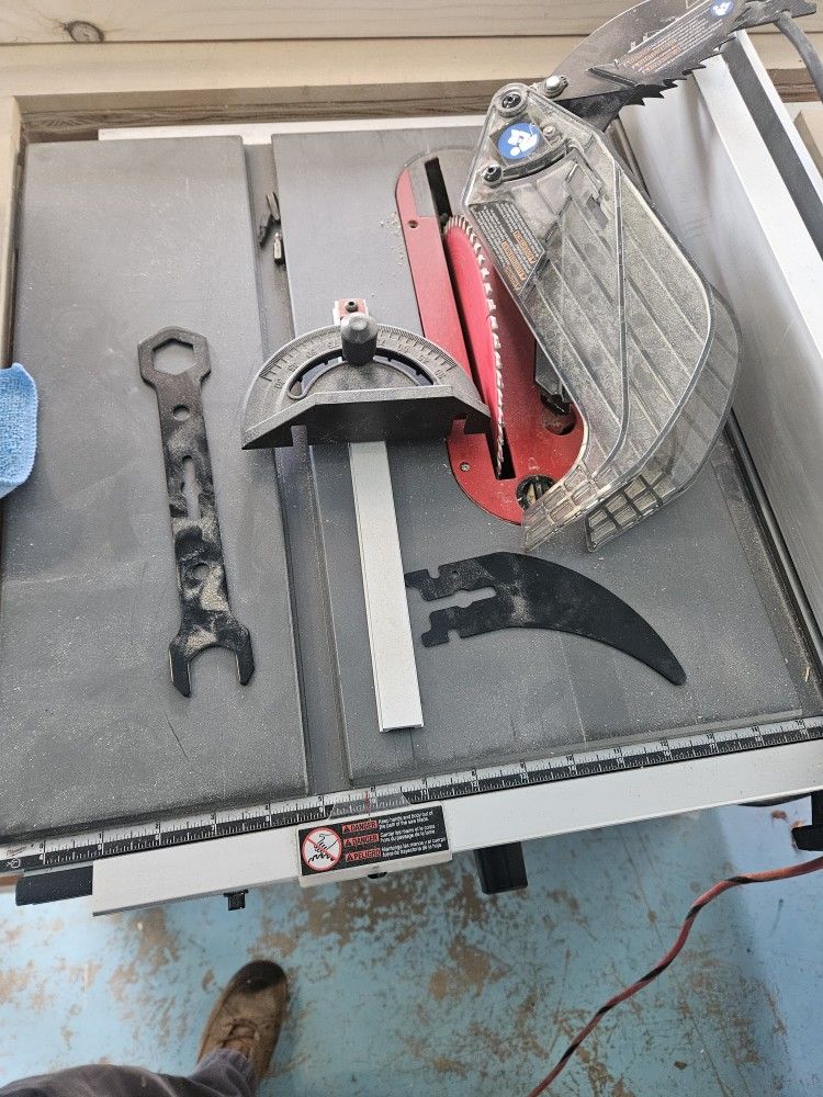 Milwaukee M18 Table Saw