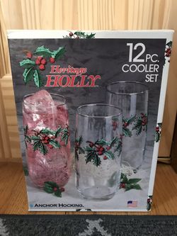 Anchor Hocking Set Of 12 tumblers Heritage Holly