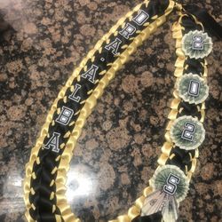 Graduation Leis/ Leis Para Graduaciones