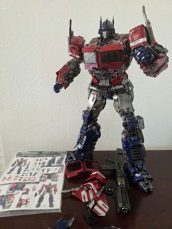 Transformers Optimus Prime Threezero 18 inches tall