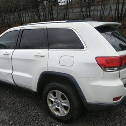 2014-2016 JEEP GRAND CHEROKEE PARTS ONLY 