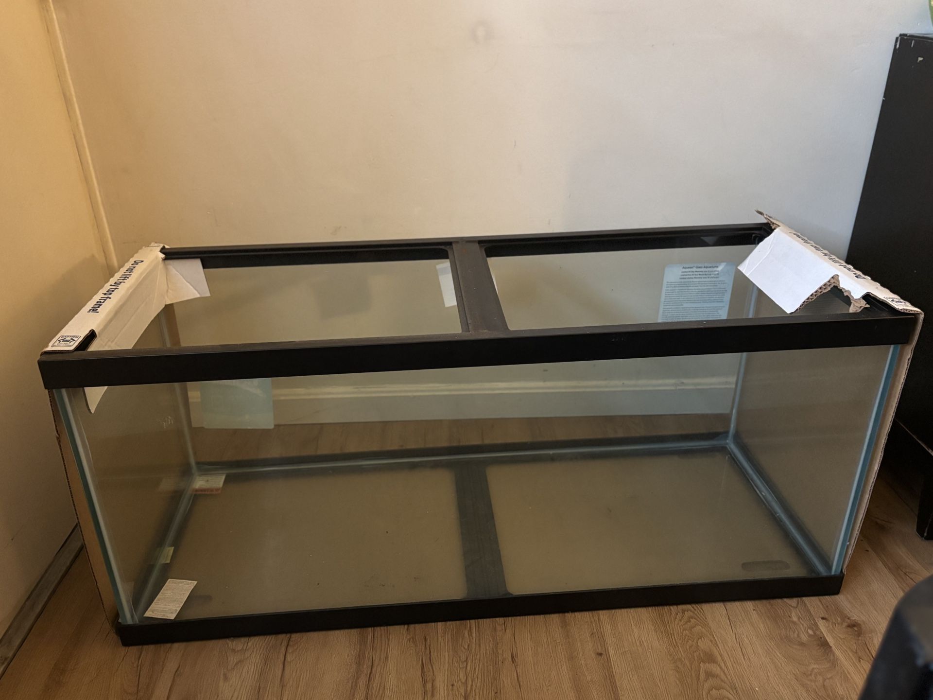 75 Gallon Aqueon Fish Tank