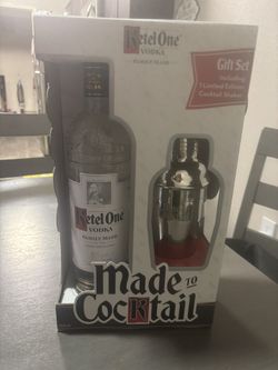 Cocktail Shaker Gift Set – Ketel One (New)