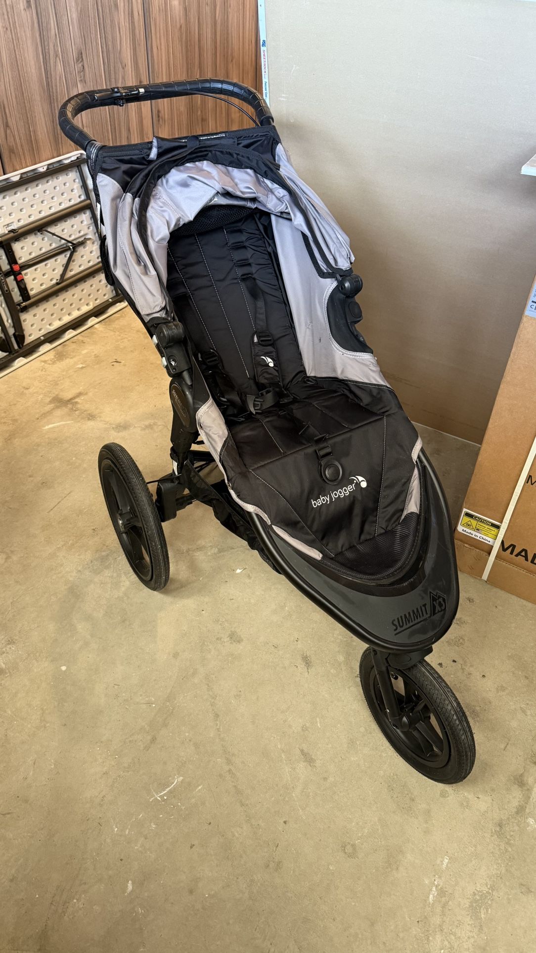 Baby Jogger Summit X3 Stroller (Like New)