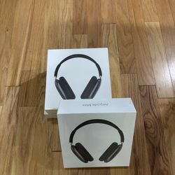 AirPods Pro Max Midnight Color