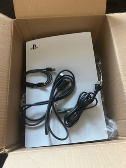 PlayStation 5 825gb Excellent Condition with dual controller