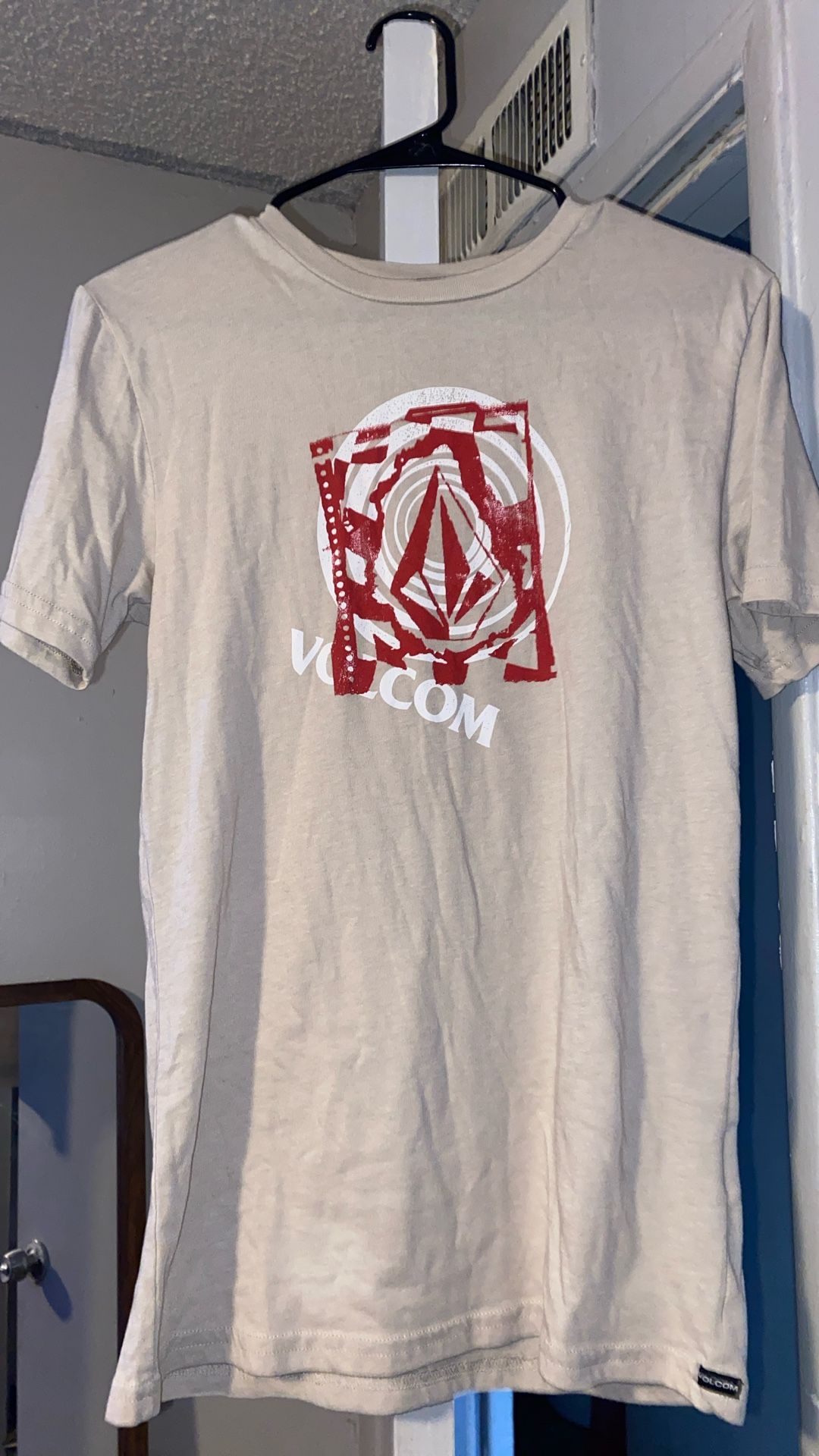 Vintage Volcom Shirt Size Large In Kids