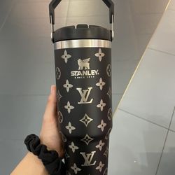 LV Stanley 30oz 