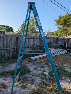 8' a frame ladder