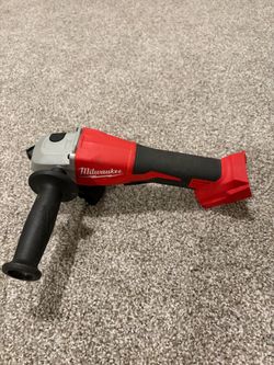 Milwaukee M18 Grinder
