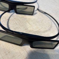 Pair Of Original Samsung 3D Glasses 