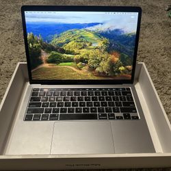 💻 MacBook Pro 13” (2020) – Intel i5, 8GB, Great Condition + Clean Battery
