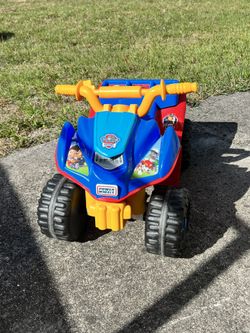 Electric Fisher Price Power Wheels Cycle W/charger