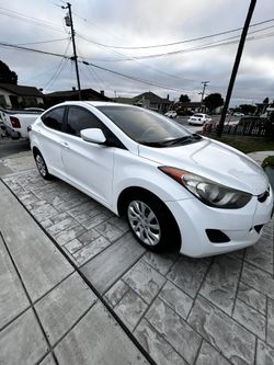 2011 Hyundai Elantra