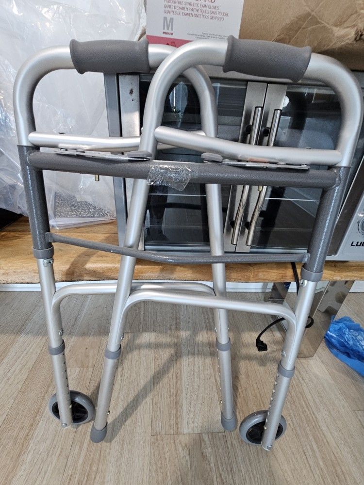 foldable walker with wheels