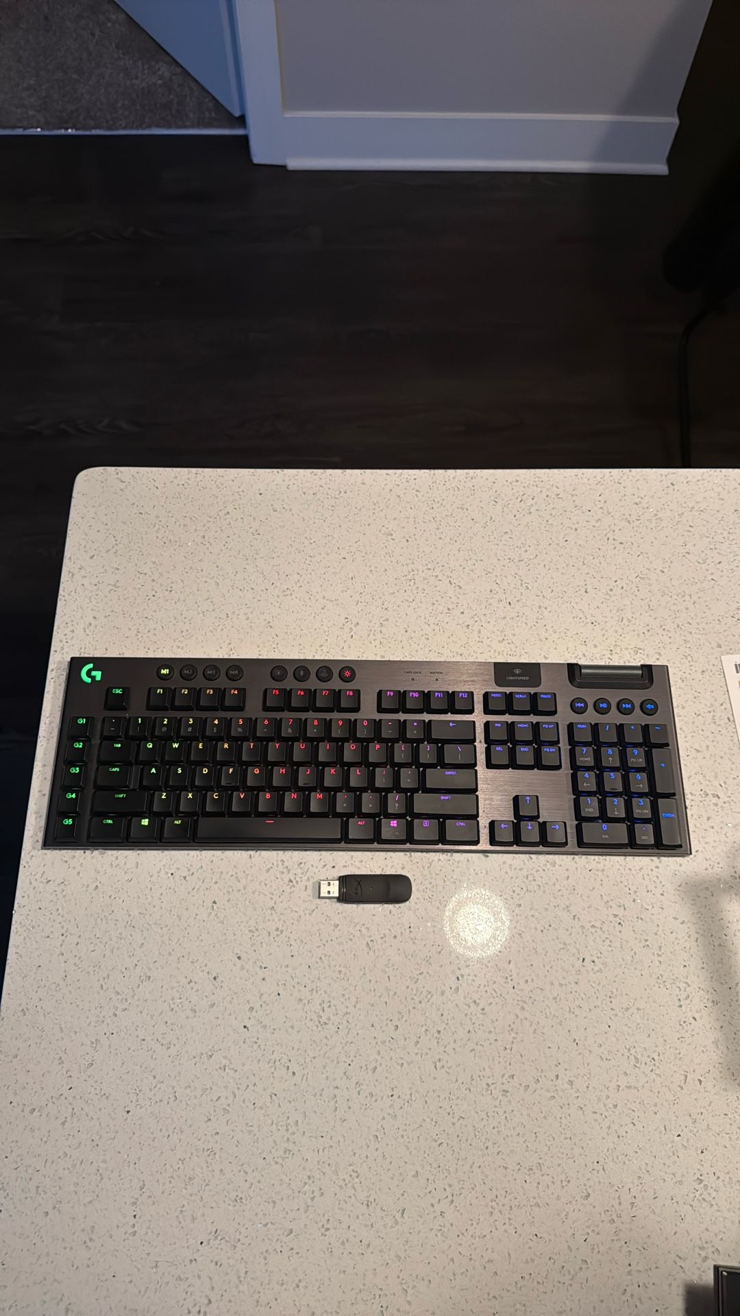 G915 logitech wirless keyboard (clicky)