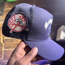 SnapBack Trucker New York Yankees Hat