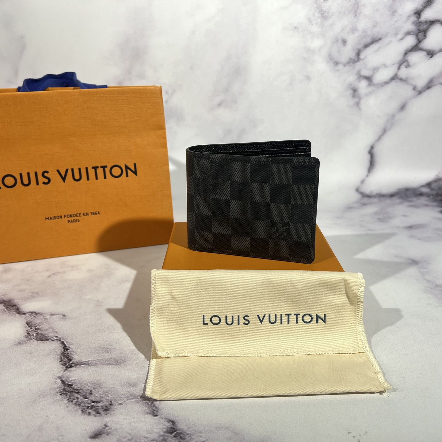 Loui Vuitton Wallet for Sale in Baltimore, MD - OfferUp