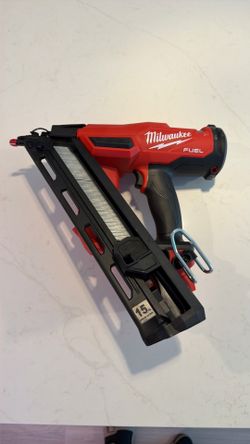 Milwaukee Fuel 15 GA Finish Nailer 18V - Tool Only