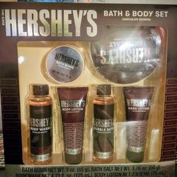 Hershey's Chocolate Scented 6 Piece Bath & Body SetHershey's Chocolate Scented 6 Piece Bath & Body Set