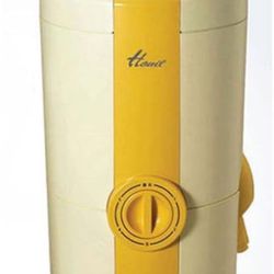 Hanil Portable Mini Compact Dryer for Laundary & Food Water Extractor (Model W-100T)