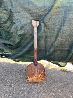 Reclaimed Farmhouse, Shovel, Still Usable, And Grateful Display,