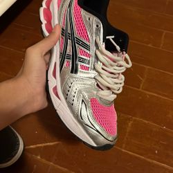 Asics pink