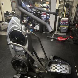 Bowflex Max Trainer M7 Elliptical Stepper Stepping Machine