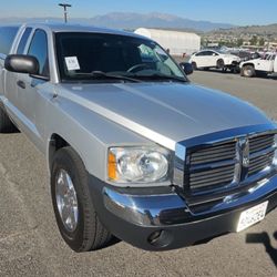 ❤️ 2005 Dodge Dakota Club Cab