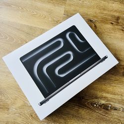 MacBook Pro 14-inch M5 chip 16GB Memory 1TB SSD Space Black